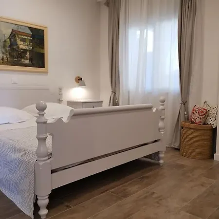 Happy Summertime Garden Apartment Makarska